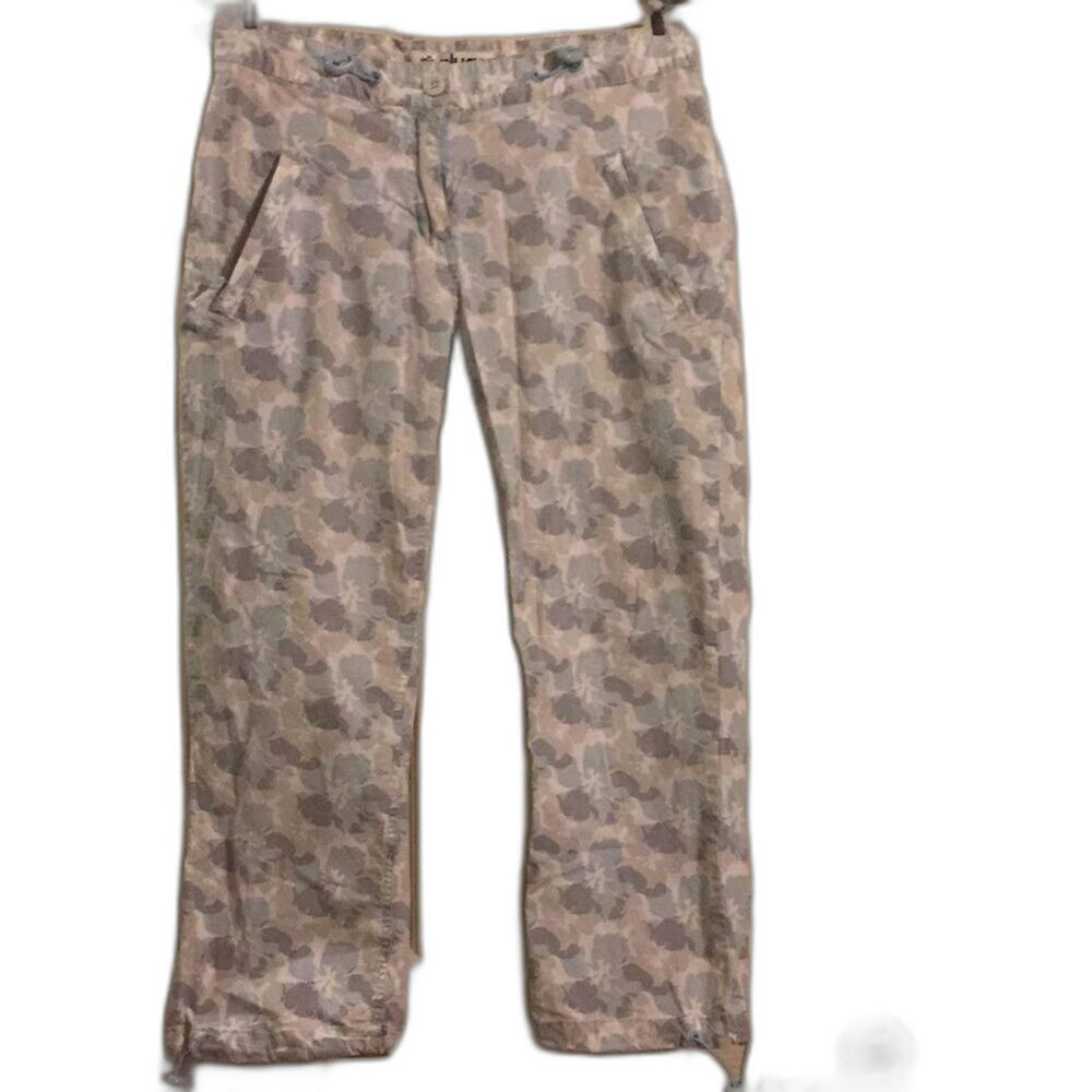 Plugg Women's Capris